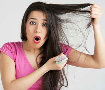 7 دلیل مهم برای ریزش موی شما که نمیدانید!